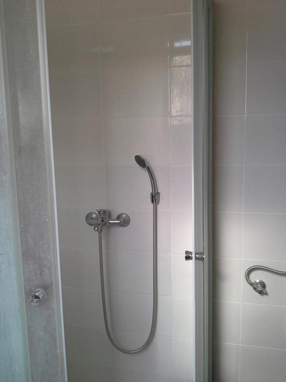 Sobe Zeneral Hotel Novalja Kültér fotó
