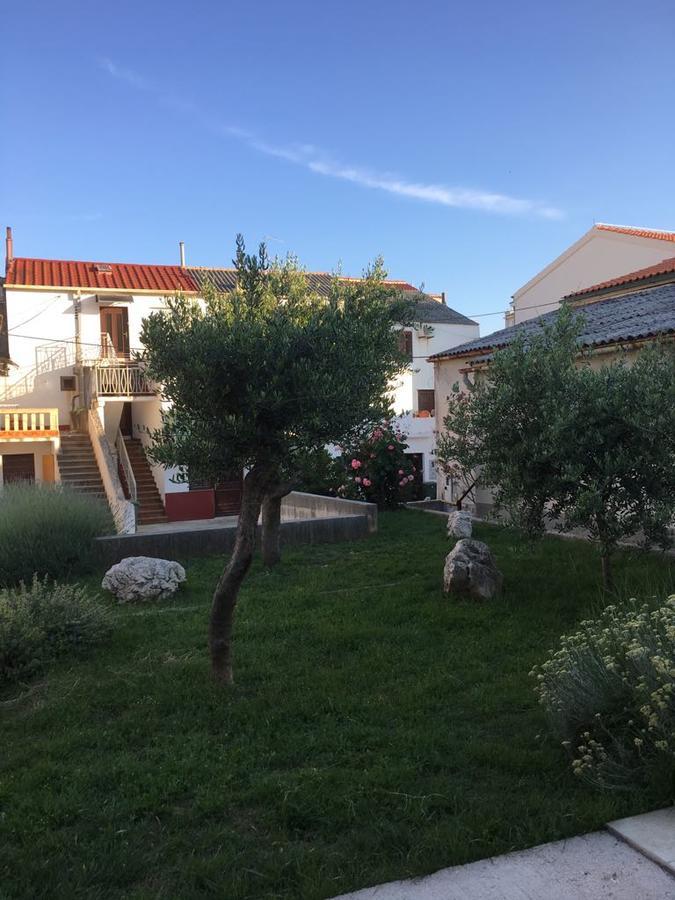 Sobe Zeneral Hotel Novalja Kültér fotó